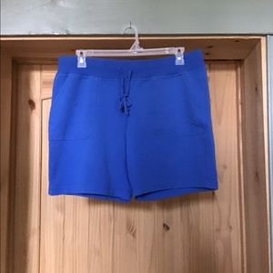 Ladies knit shorts